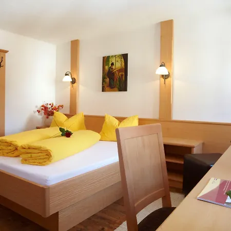 Отель Gaestehaus Am Graben Ройте