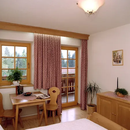 Hotel Gaestehaus Am Graben 3*