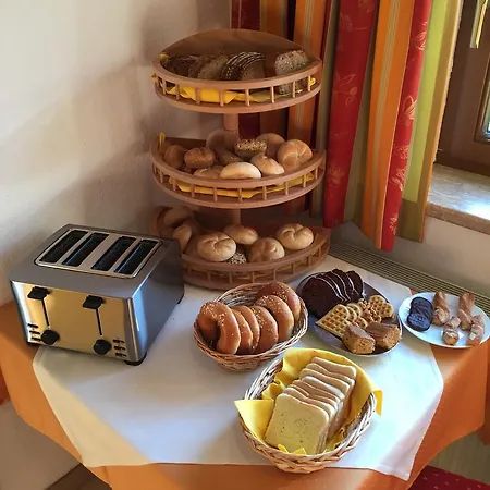 Gaestehaus Am Graben 3* Ройте