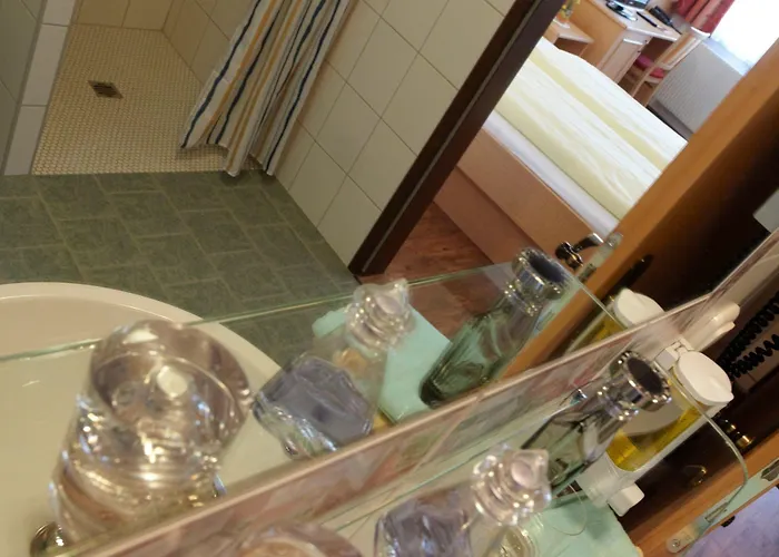 Gaestehaus Am Graben 3* רויטה