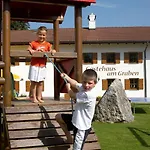 Ξενοδοχείο Gaestehaus Am Graben 3*